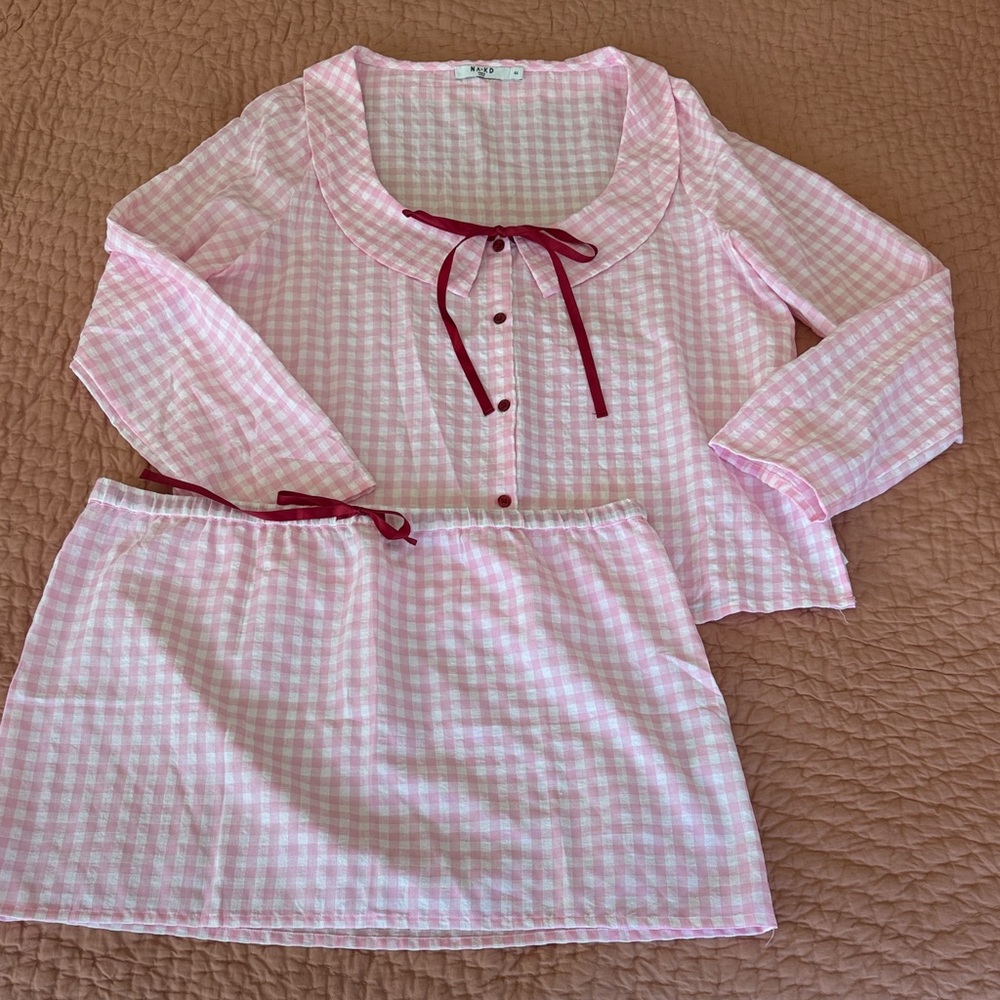 NA-KD pink/white gingham top and skirt set with red ribbons. Size EU 44 (US L)